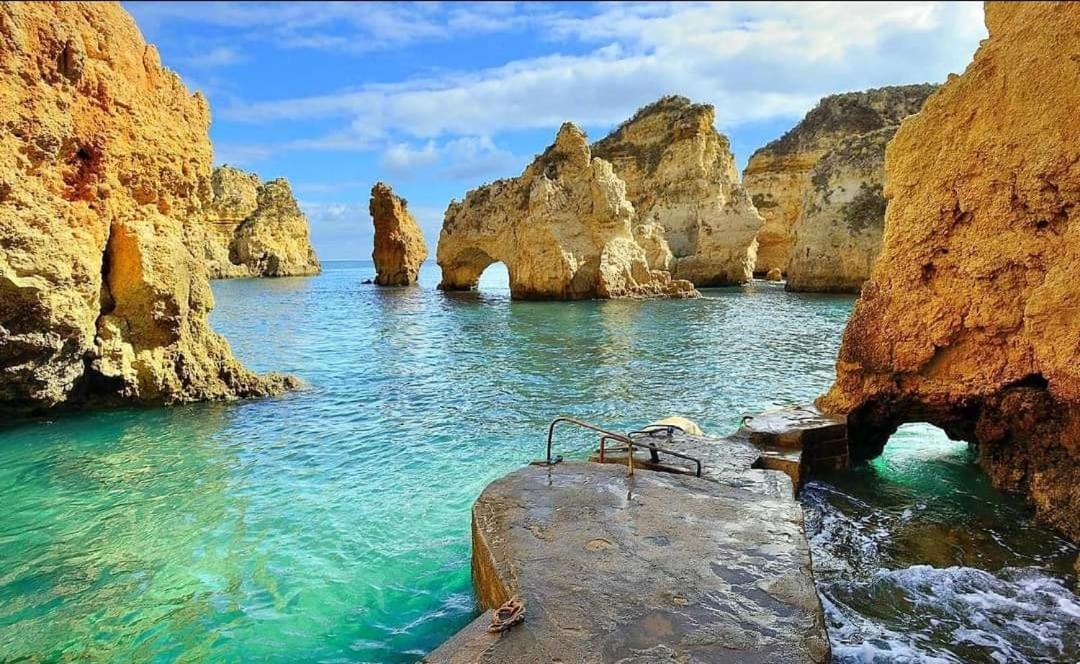 Luxury 2 Min Beach With Balcony, Ocean View, Wifi, Ac, Smarttv Portimao Exterior photo