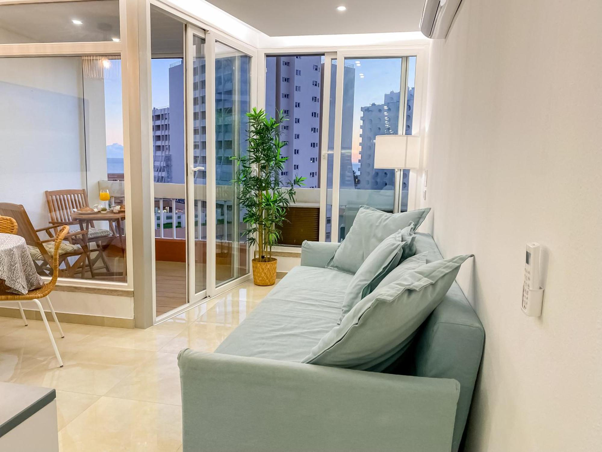Luxury 2 Min Beach With Balcony, Ocean View, Wifi, Ac, Smarttv Portimao Exterior photo